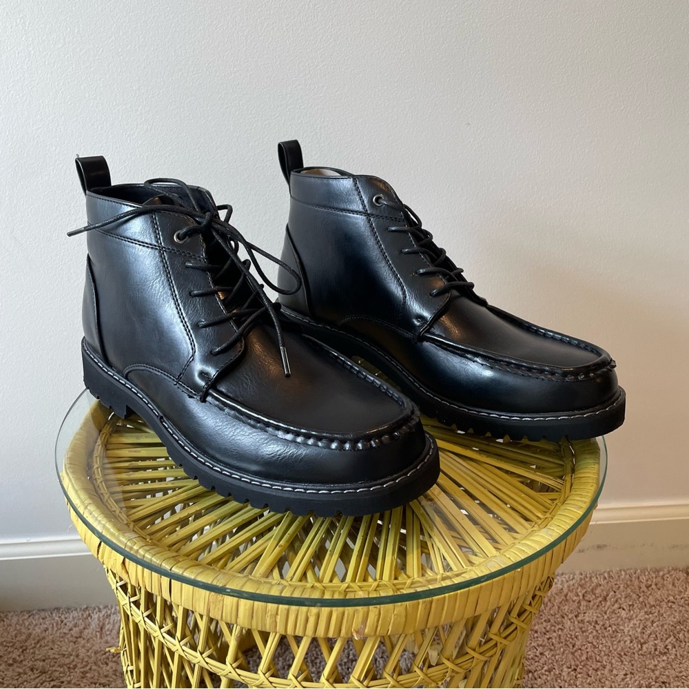 Rockport Men’s Kevan Black Boot Size 9.5